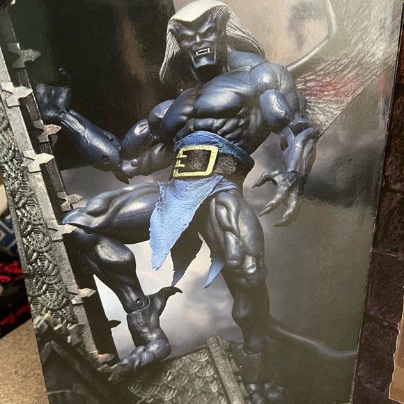 Gargoyles “Thailog” 8” Action Figure Collectible by NECA: Brand NEW: Disney - Picture 6 of 7
